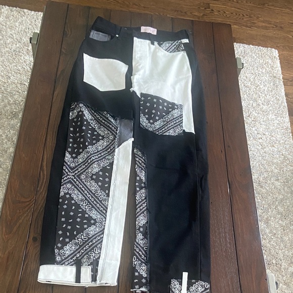 REVICE Denim - Revice Denim Bandana Patch Black & White Relaxed Fit Pants Women's Size-26